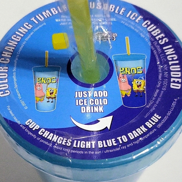 New 24oz SpongeBob SquarePa color changing tumbler w/reusable ice cubes included - Picture 5 of 5